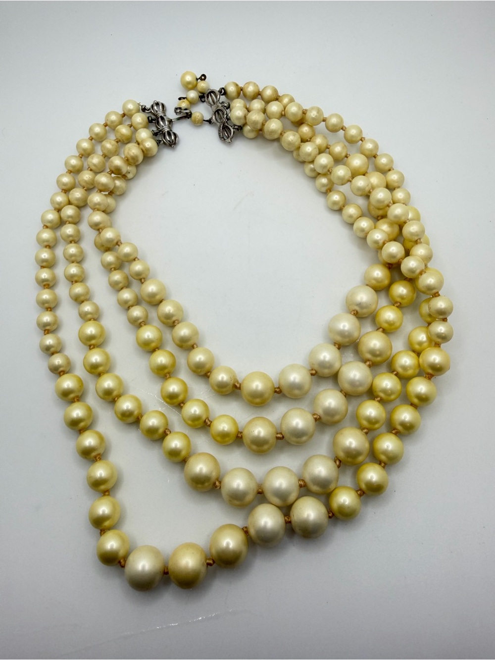 15"-16.5" VTG Marvella stamped faux pearl 4 stranded statement necklace!